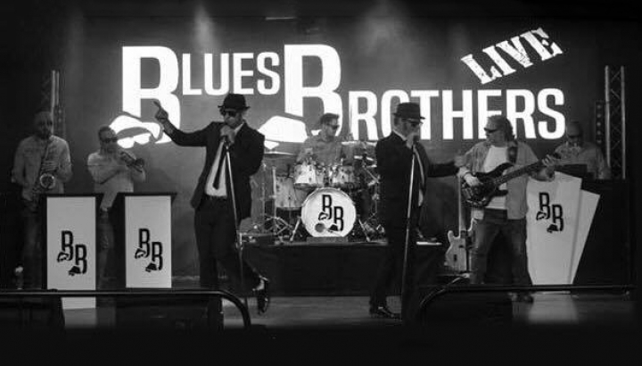 Blues Brothers Live Official
